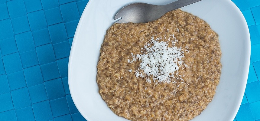 coconut chai oatmeal with a titanium spork